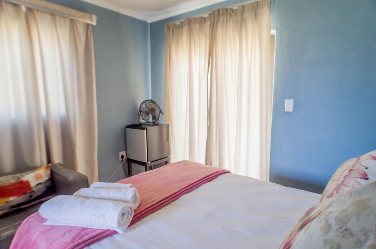 Seroloana Guest House Rustenburg Kültér fotó