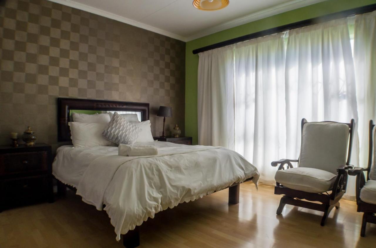 Seroloana Guest House Rustenburg Kültér fotó